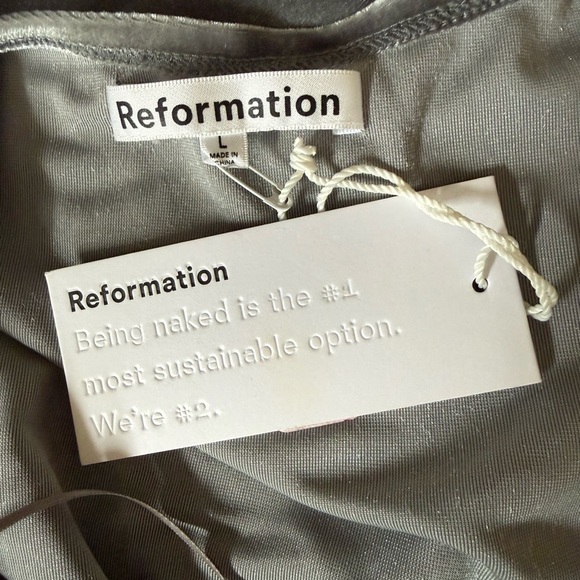 REFORMATION Cocktail Party City Chic Timeless Versatile Velvet Slip Dress L NWT - Picture 9 of 10